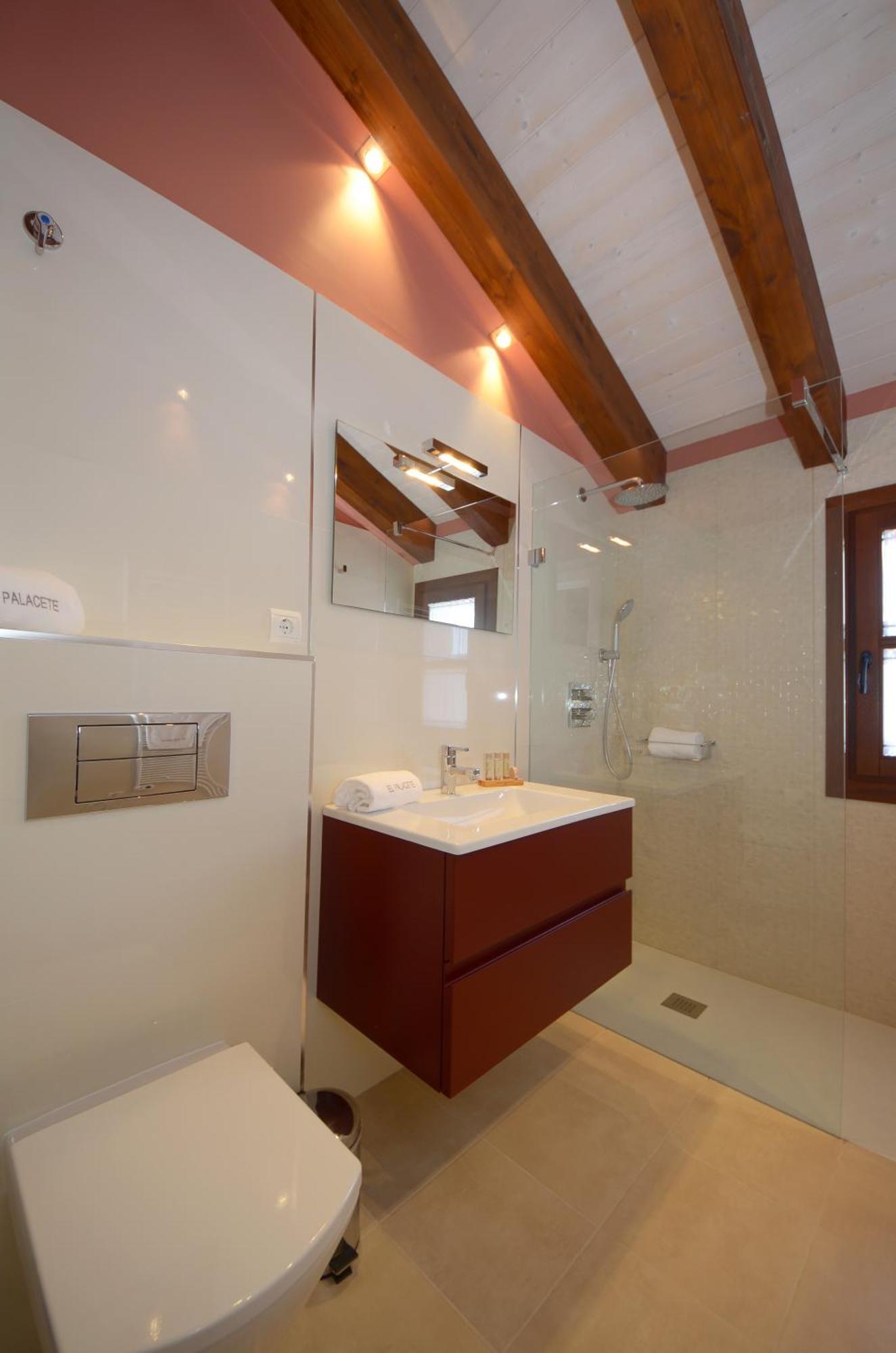 Apartamentos El Palacete De Ainsa Bagian luar foto